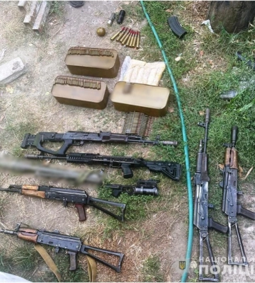 На Вінниччині чоловіка підозрюють у незаконному зберіганні зброї та боєприпасі