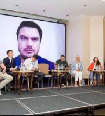 Дмитро Наталуха на Форумі «Одеса-2024. Бізнес під час війни» розповів про роботу над законопроєктами про економічне бронювання Дмитро Наталуха на Форумі «Одеса-2024. Бізнес під час війни» розповів про роботу над законопроєктами про економічне бронювання