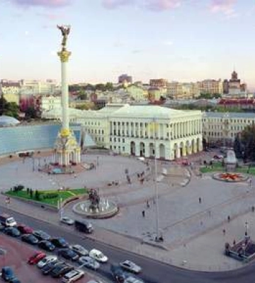 Центр Киева завтра снова перекроют для транспорта: какая причина
