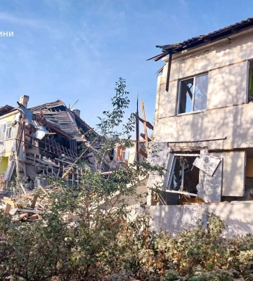 Через ворожі обстріли на Харківщині постраждала літня жінка