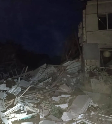 Окупанти вночі вдарили БПЛА та обстріляли два селища на Харківщині: є пошкодження