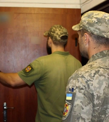 Достали назойливые военные: уклонист удивил причиной неявки по "боевым повесткам"