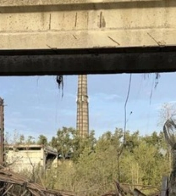 Из-за обстрелов в Покровске перебито водоснабжение и разрушена секция путепровода