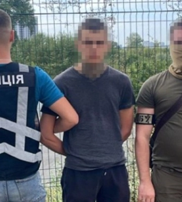 Підпалювали авто ЗСУ на замовлення спецслужб РФ: у Києві затримали п’ятьох зловмисників. Фото і відео