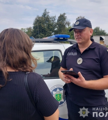 На Роменщині 17-річну дівчину підозрюють у вимаганні гроші в одногрупниці