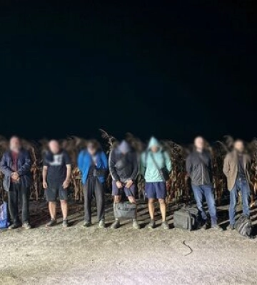 Вісім порушників намагалися потрапити до Молдови, слідуючи за підлітком, - ДПСУ