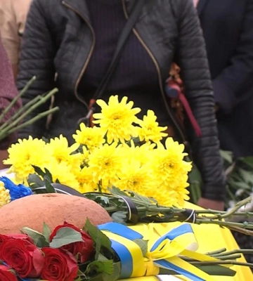 Відсвяткував 44-річчя і на наступний день загинув: Рівне попрощалось з Героєм (ВІДЕО)