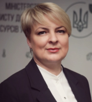 Заместитель министра защиты окружающей среды рассказала, пьет ли воду из крана в Киеве