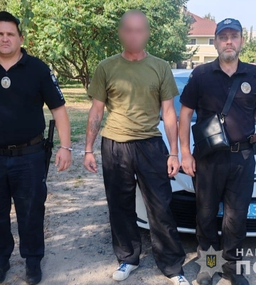 У Тростянці правоохоронці оперативно затримали грабіжника-рецидивіста