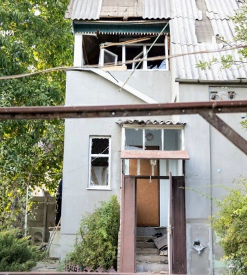 Окупанти вдарили по одному з густонаселених районів Харкова