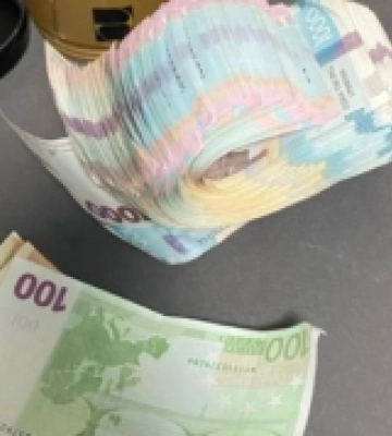 Інвалідність за гроші: правоохоронці викрили голову МСЕК, який «продав» фальшиві висновки