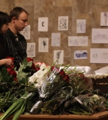 У Харкові попрощалися з 18-річною художницею Нікою Кожушко, яка загинула внаслідок російського авіаудару 30 серпня
