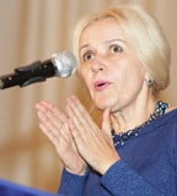 Петиція із закликом присвоїти Фаріон звання &quot;Героя України&quot; набрала голоси — її розглянуть