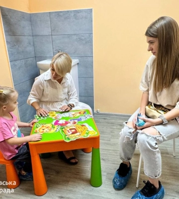 Після невеличкої перерви у Дніпрі поновила роботу служба раннього втручання у центрі «Довіра»