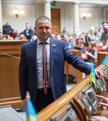 У Києві чоловік поскаржився в поліцію, що його побив народний депутат