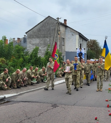 Нещодавно створив сім&#039;ю: на Волині попрощалися з 25-річним Героєм-прикордонником Андрієм Котельніковим