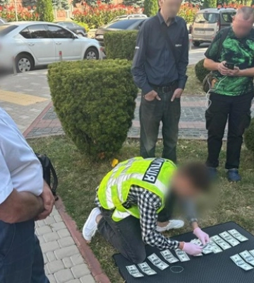 Просил взятку за поступление на аспирантуру: в Киеве задержан проректор вуза