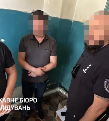 Продавав &quot;білі квитки&quot;? Голову ВЛК з Кропивницького підозрюють у хабарництві
