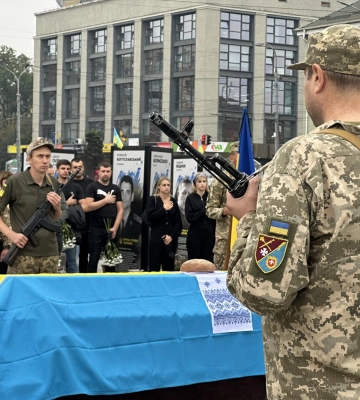 На Рівненщині попрощалися із трьома захисниками