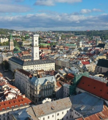 У міській раді Львова збільшили штат на 72 посади. Які підрозділи розширили