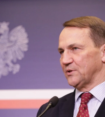 Польща все ж виділить кошти на снаряди для України: Сікорський назвав суму
