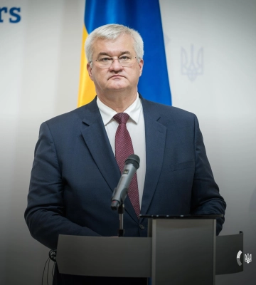 Сэкономит время и деньги: Сибига призвал Запад помочь ВСУ оружием украинского производства