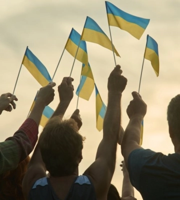 В Украине демографическая катастрофы, сотни тысяч людей отказываются от гражданства, — нардеп