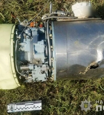30 виїздів у майже всі райони області: показали місця падіння ворожих ракет і дронів атаки 26 серпня