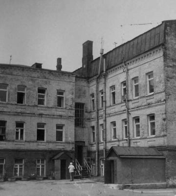 У Дніпрі будівля на проспекті Нігояна стала памʼяткою: її історія