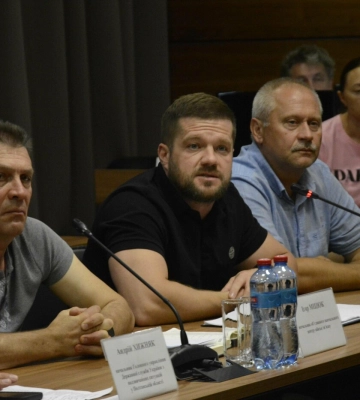 Нові дані стосовно постраждалих, китайські турнікети, ворожий дрон та можливе колаборантство серед місцевих: відбувся брифінг&amp;hellip;