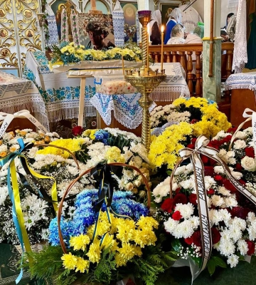 Життя забрала ворожа куля: на Волині попрощались із 23-річним захисником Радиславом Гузарем