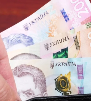 Соціальні виплати можуть &quot;заморозити&quot;: який розмір прожиткового мінімуму на 2025 рік