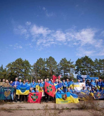 Наші вдома: ще 103 українських захисника, серед яких 8 з Дніпропетровщини, повернулися з ворожого полону