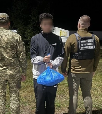 На кордоні затримали нетверезого ухилянта, який проспав зупинку