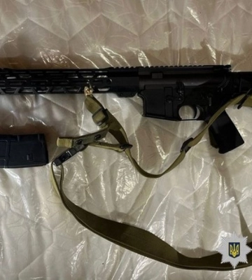На Київщині чоловік пострілом у спину вбив знайомого