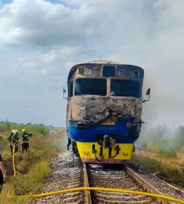 На Рівненщині спалахнув потяг (ФОТО)