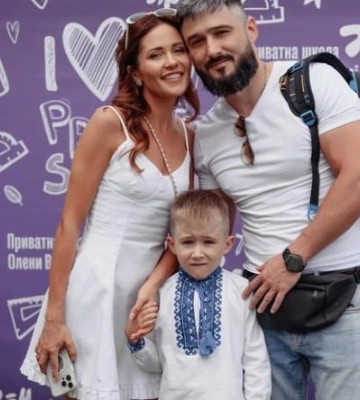 Наталка Денисенко з гордістю повідомила про нагороду чоловіка-військового від президента