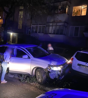 У Львові нетвереза водійка пошкодила 5 припаркованих автомобілів