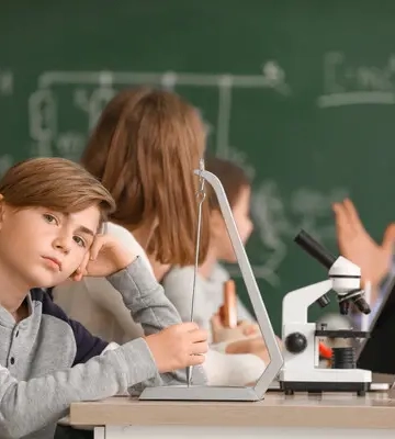 Хмарочос на піску. Як школярів навчити фізики