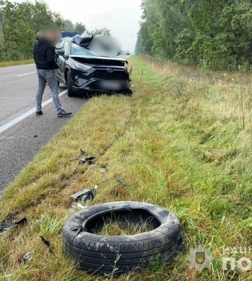 У Камінь-Каширському районі у ДТП загинула водійка легковика, двоє пасажирів травмовані 