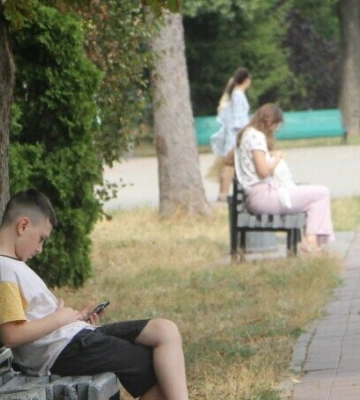 Сильні вітри, тепла погода і легкі хмаринки: якою буде погода в Полтаві у понеділок