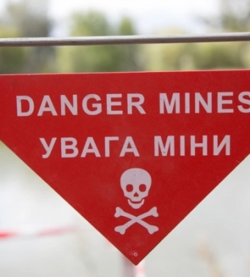 ВМС: на Одещині біля узбережжя знищили морську міну