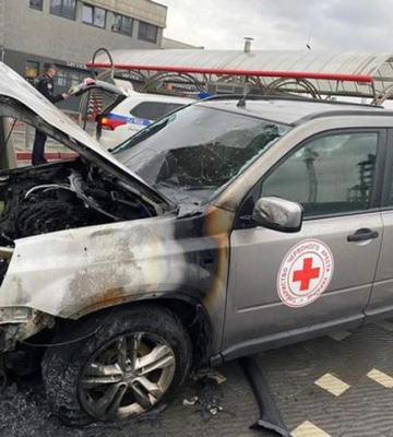 В Ужгороде неизвестные сожгли авто Красного Креста