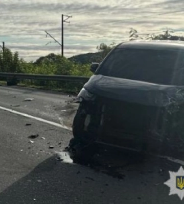 У Львівському районі внаслідок наїзду мікроавтобуса загинув пішохід – поліцейські встановлюють обставини події