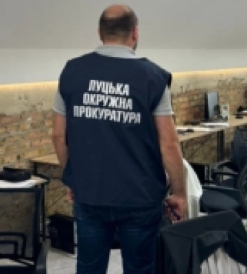 У Луцьку діяв кол-центр, який виманював у людей інформацію про їхні банківські рахунки та списував гроші