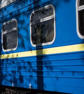 “Укрзалізниця” відреагувала на нетверезих воєнізованих охоронців у потязі Черкаси – Івано-Франківськ. ВІДЕО