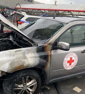 На Закарпатті підпалили автомобіль Червоного Хреста