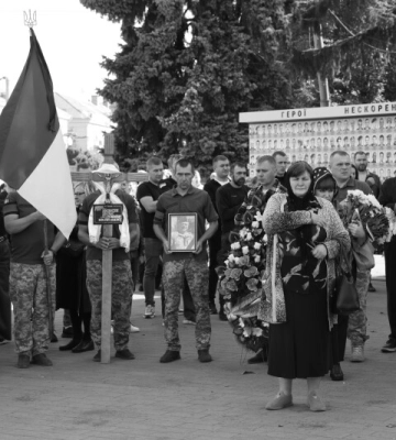 Помер при транспортуванні в евакуаційному вертольоті: у Луцькому районі попрощалися з молодим Героєм Олегом Мельником