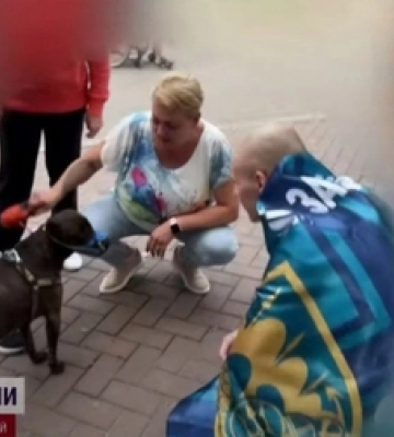 Вперше після полону: бойовий медик з Луцька Дмитро Селютін зустрівся з рідними та собакою 