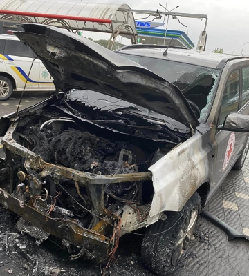 Вранці в Ужгороді горіли два автомобілі 